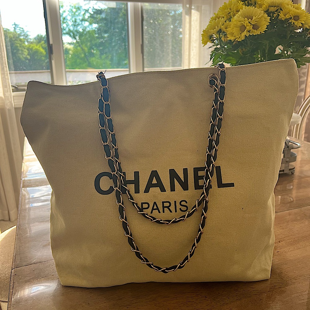 Chanel canvas GWP tote
